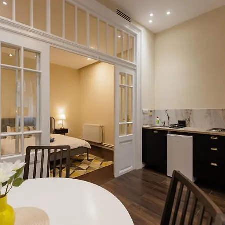 Lägenhet #bright And Charming 2br Family Timişoara