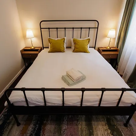 #bright And Charming 2br Family Timisoara